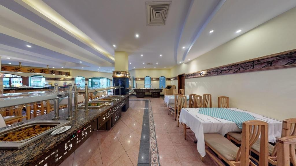 Falcon Hills Hotel