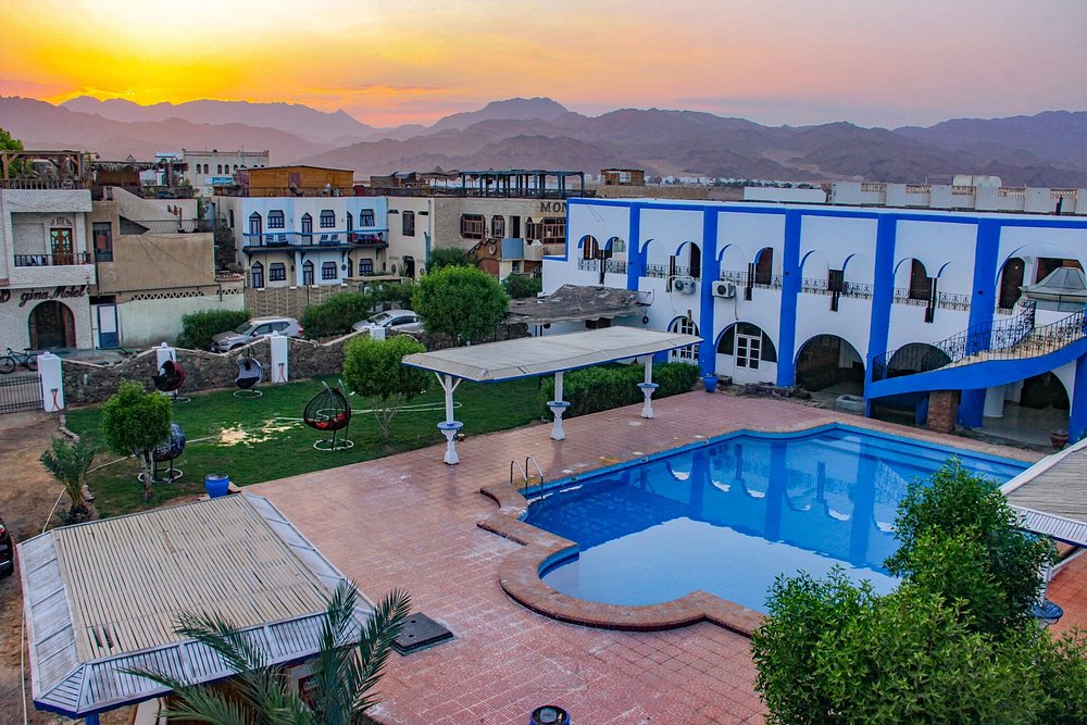 Yasmina Hotel