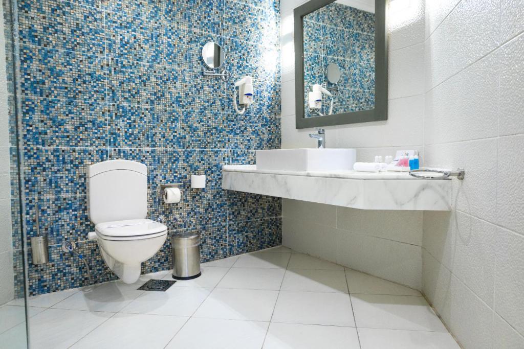 Signature Jacuzzi Suit Sea View 2 bedrooms 2 Adults