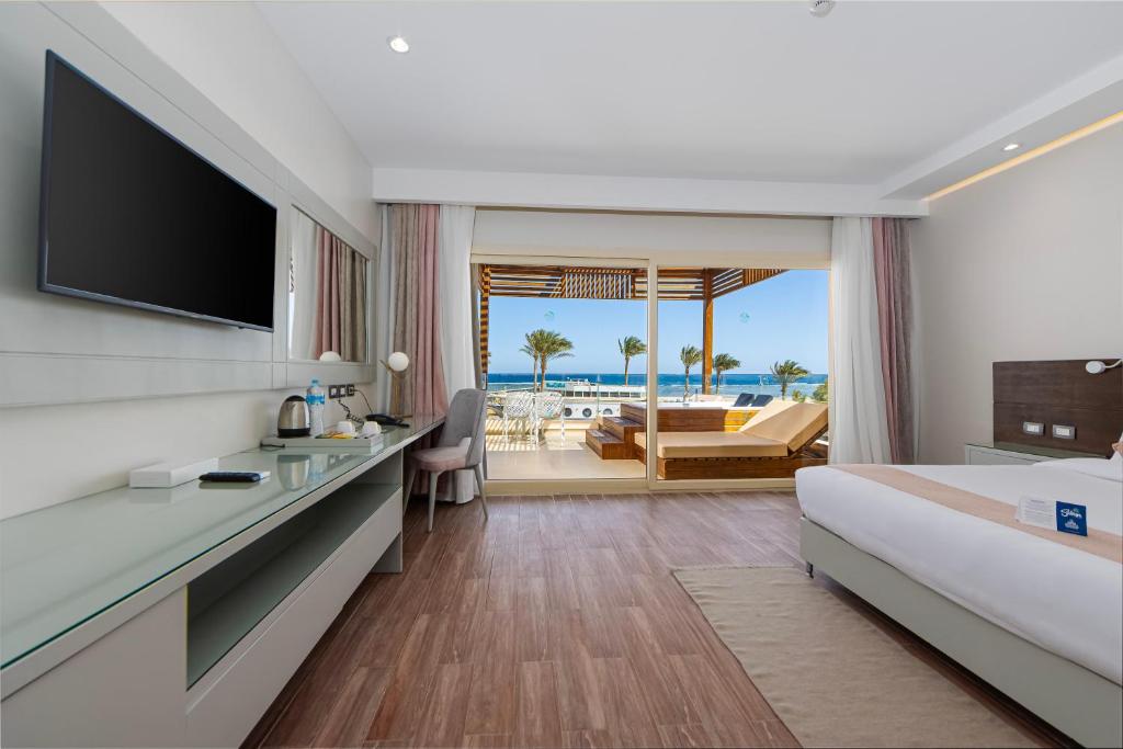 Signature Jacuzzi Suit Sea View 2 bedrooms 2 Adults