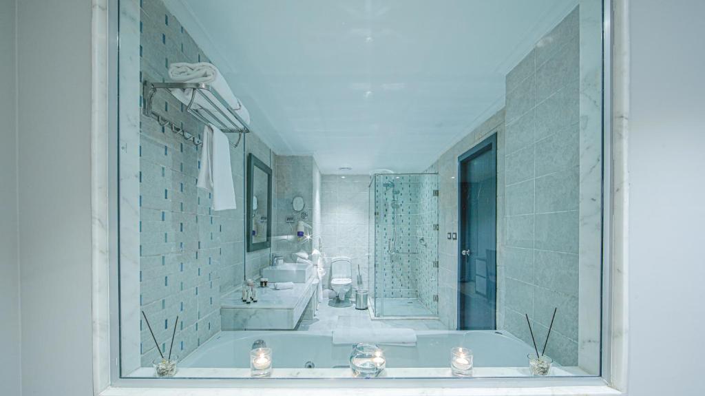 Premium Jacuzzi indoor Sea View 2 Adults