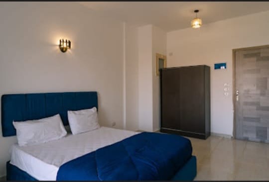 Single Room with Mountain View