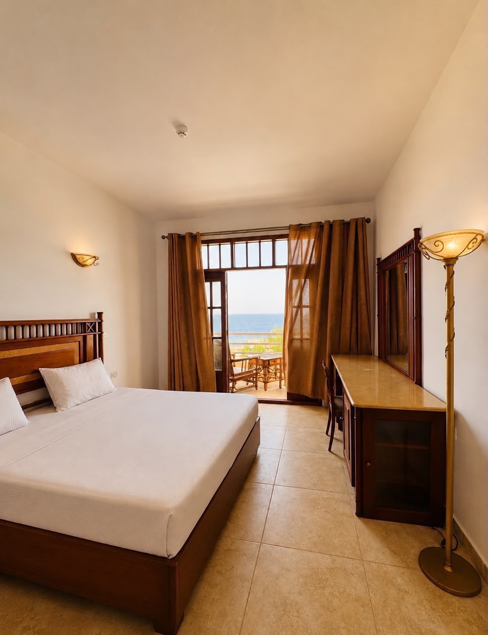 Single Room with Pool View