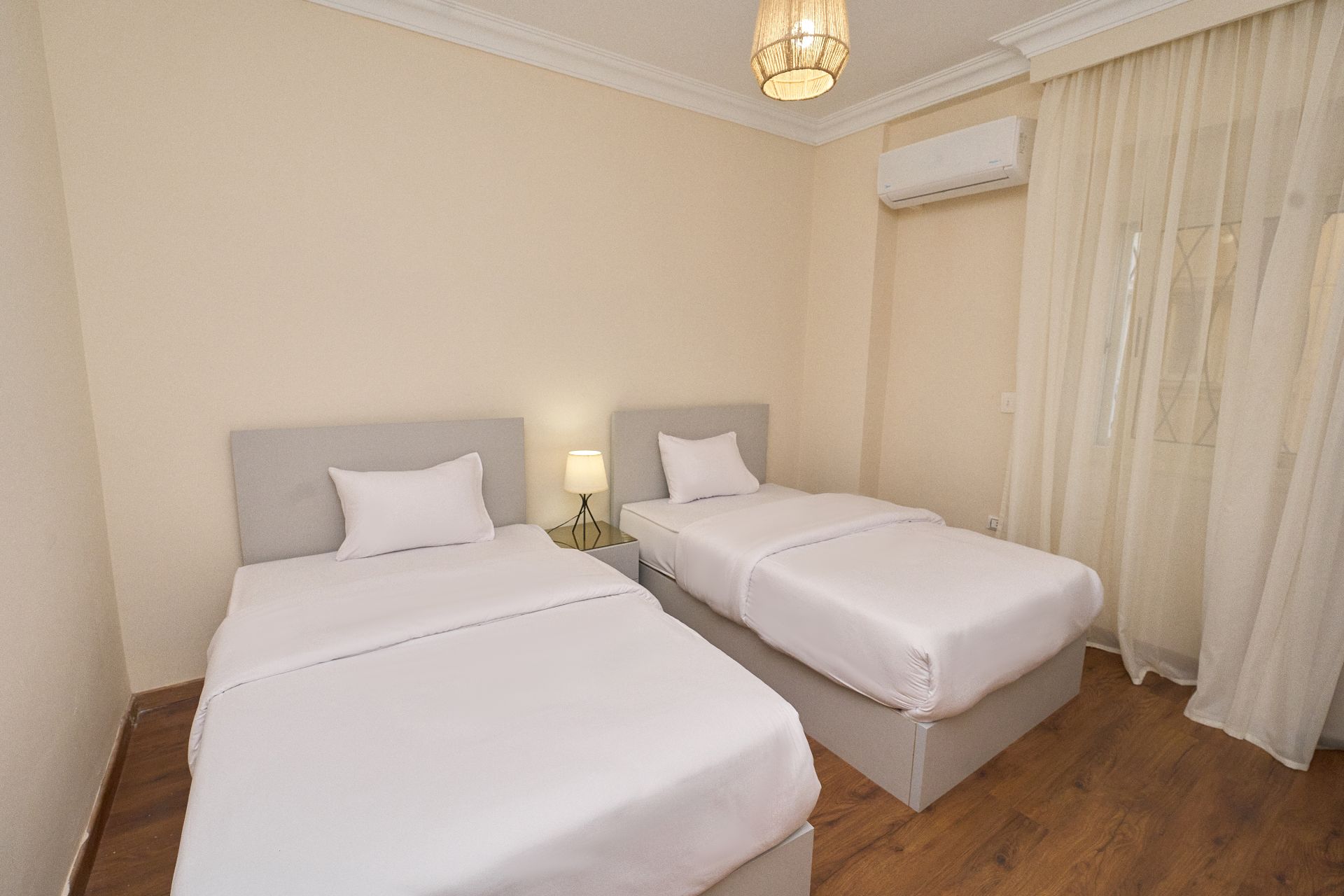 Studio With One Full Bed