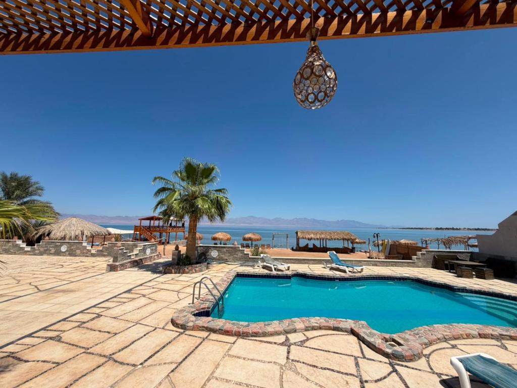 Quadruple Room - Pool View