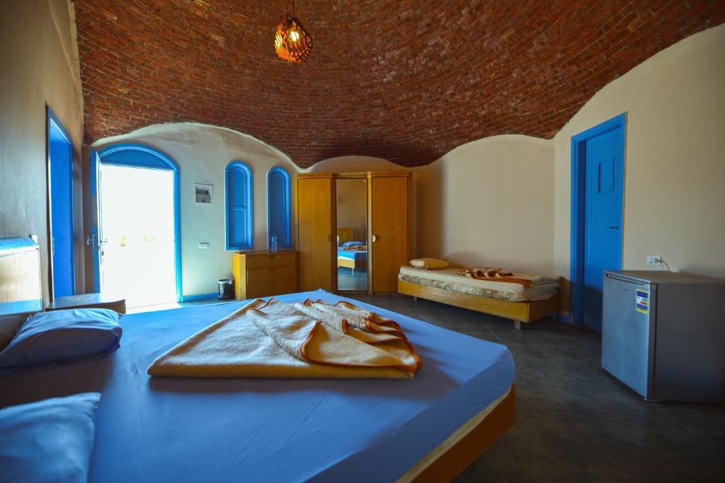 Triple Room - Garden View