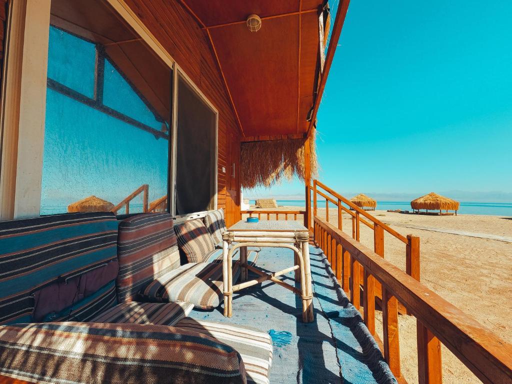 Triple Panoramic Bungalow