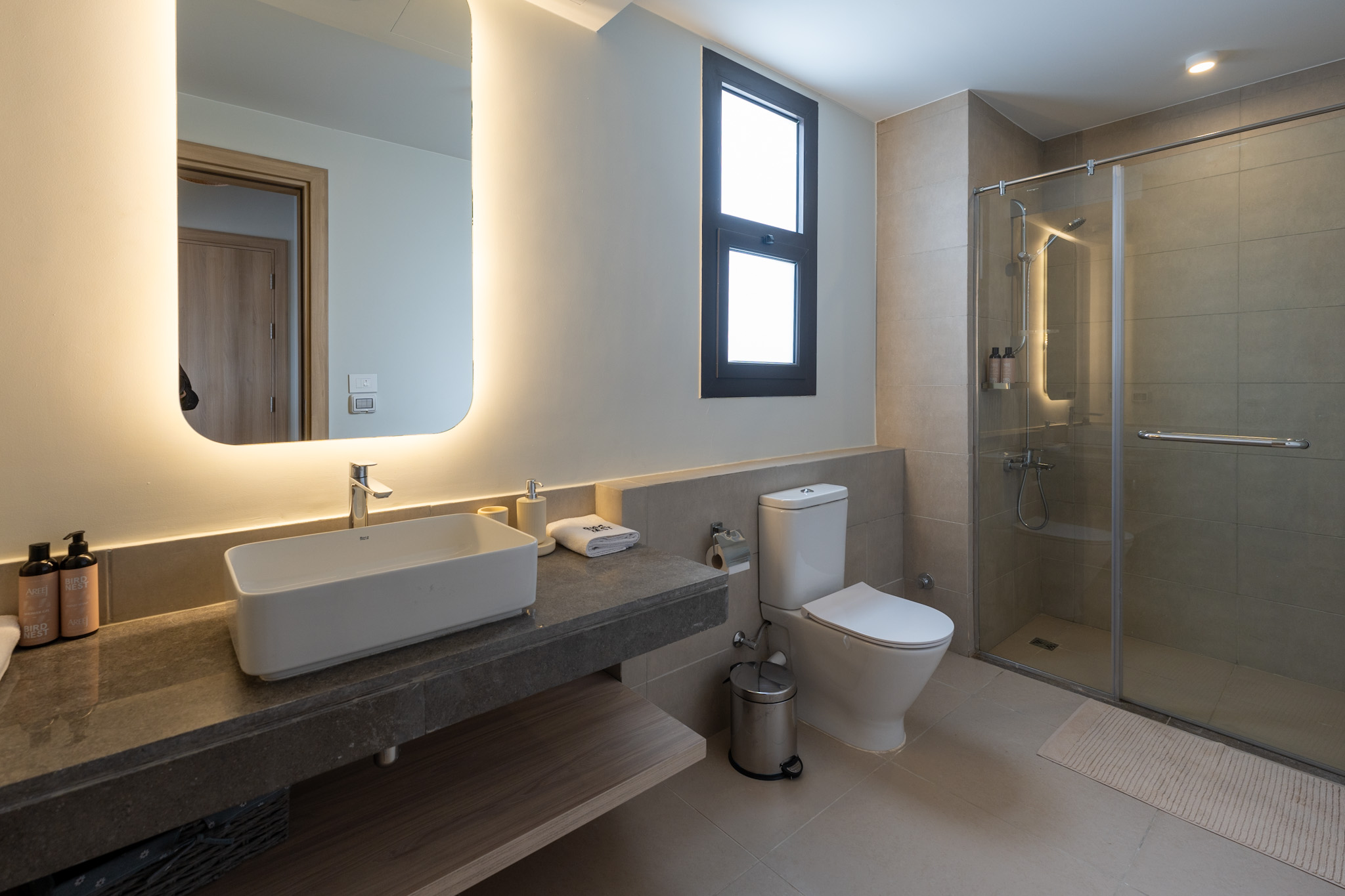 3 Bedroom - Canal View - 6 Pax