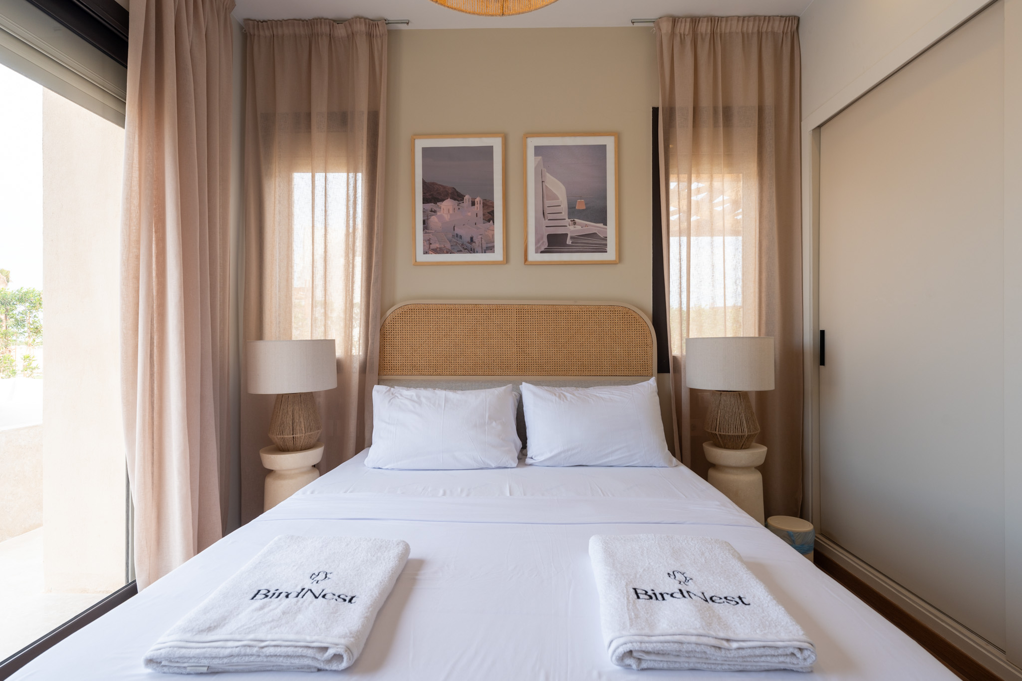 3 Bedroom - Canal View - 6 Pax