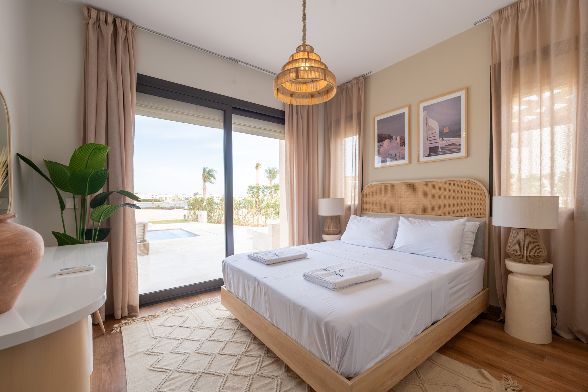 3 Bedroom - Canal View - 6 Pax