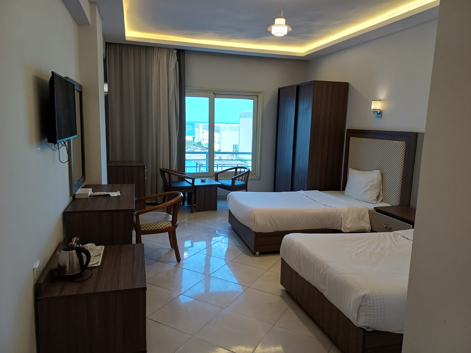 Triple Room