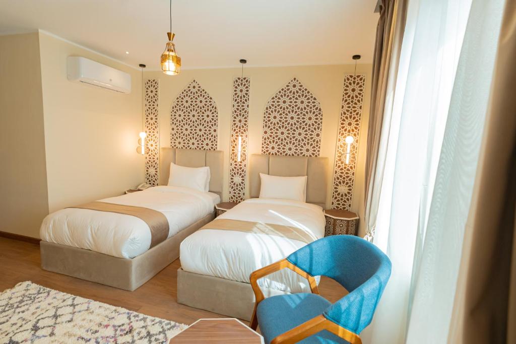 Standard Twin Room