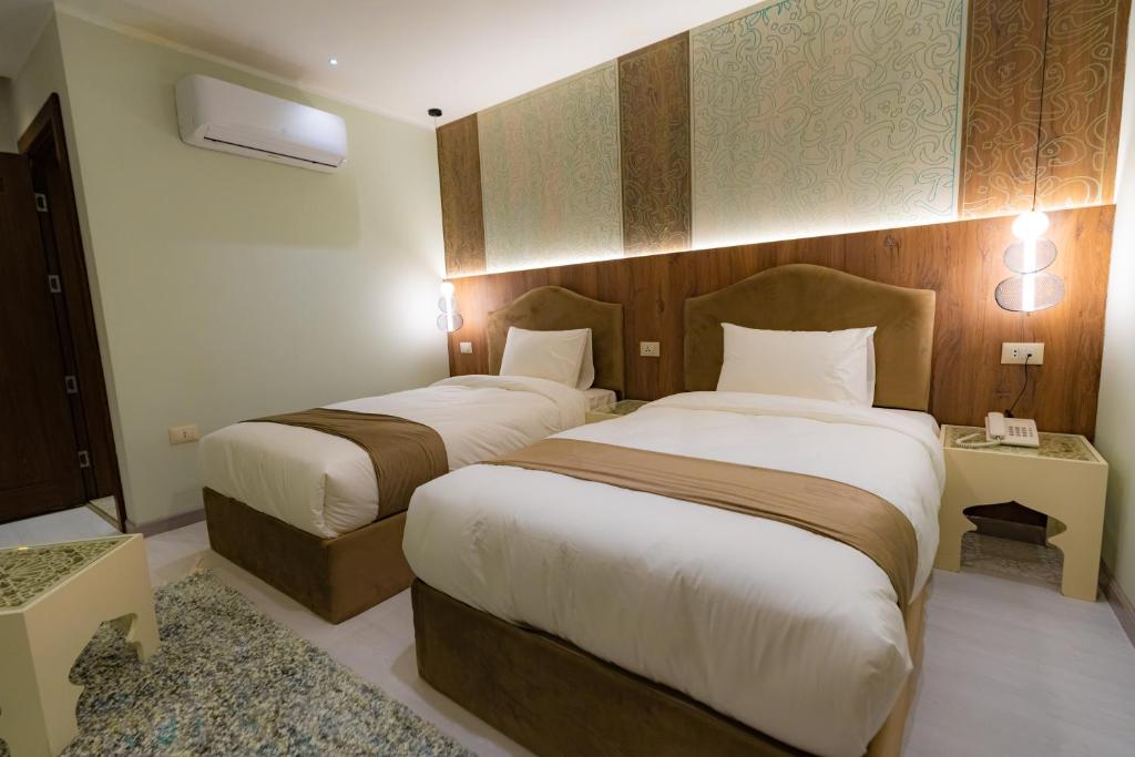 Standard Twin Room