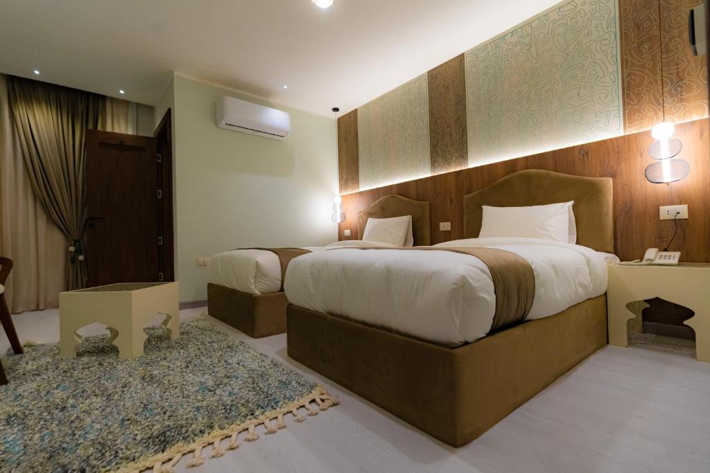 Standard Twin Room