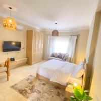 Studio With Kitchen & Bathroom