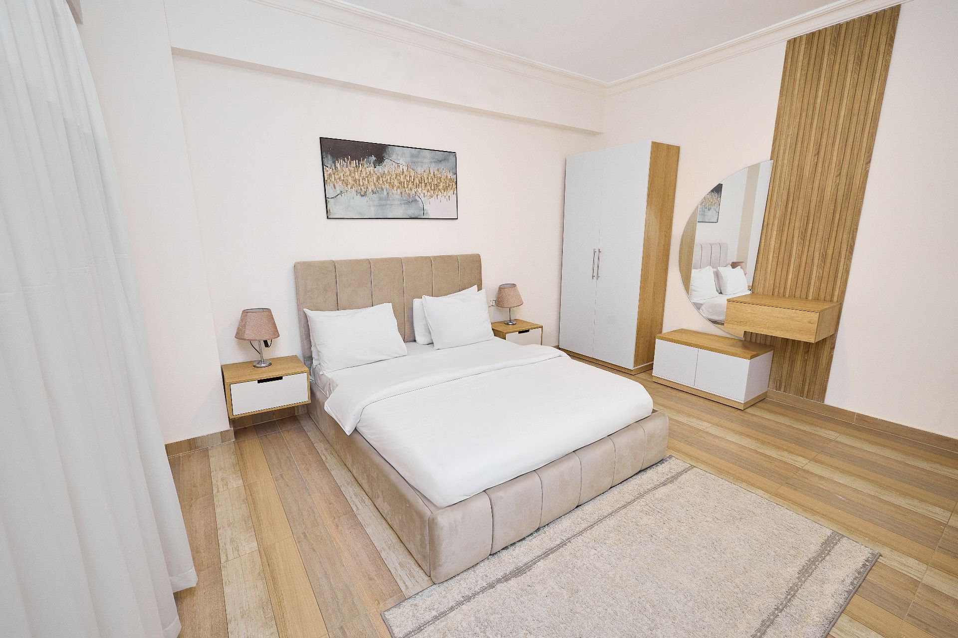 Apartment With Two Bedrooms & Living