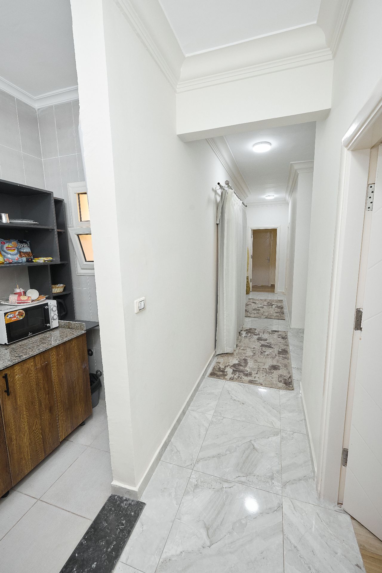 Apartment With Two Bedrooms & Living
